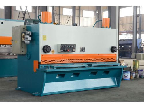 Hydraulic Guillotine Shearing Machine