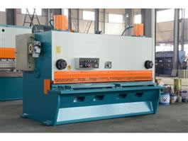 Hydraulic Guillotine Shearing Machine